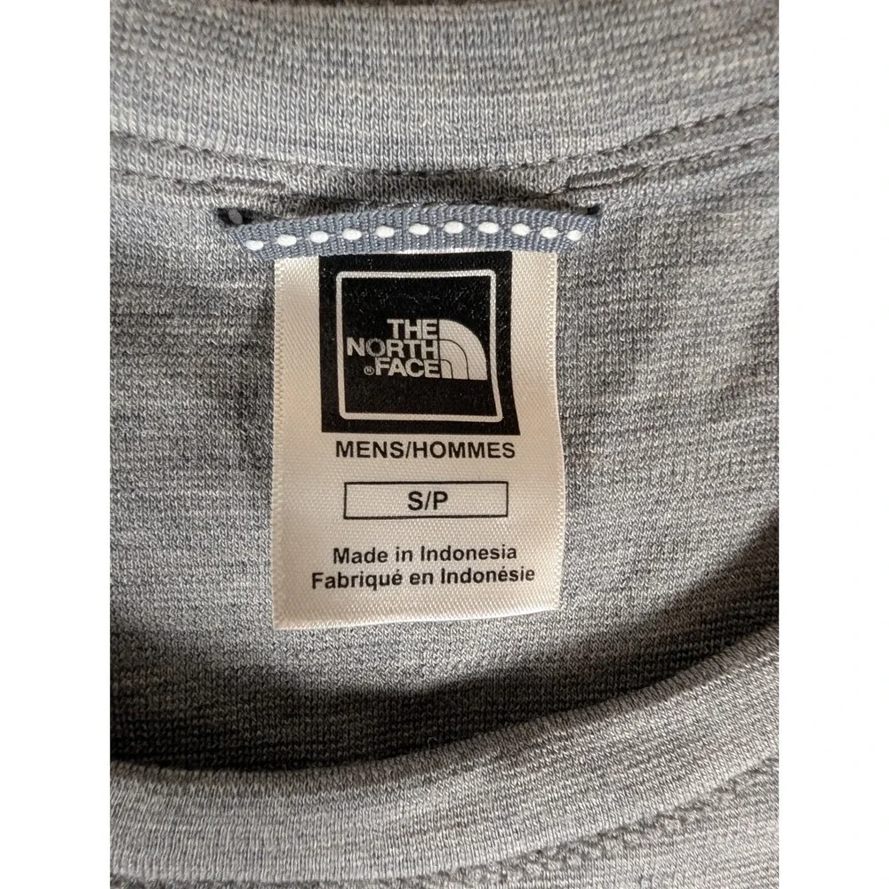 The North Face Mens Long Sleeve Crew Neck Base Layer Top Heather Grey S/P